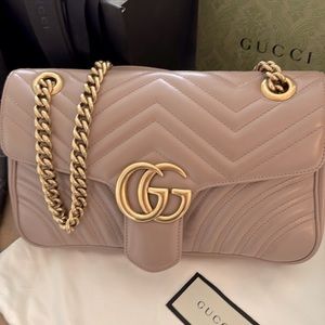 GUCCI GG MARMONT SMALL SHOULDER BAG